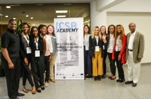 Graduate students of International Communication at the International Council for Small Business 2017 Competition. Photo by: Institute for International Communication